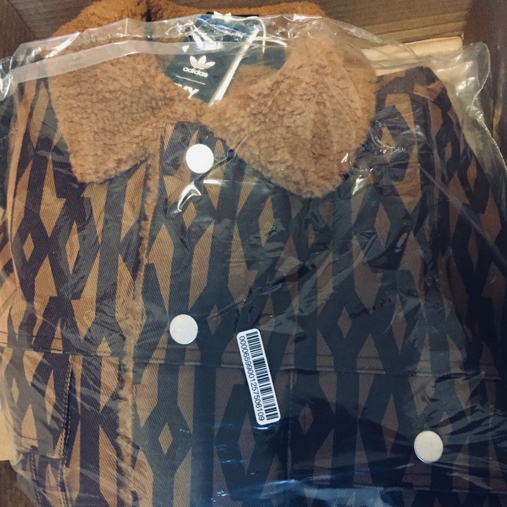 IVY PARK x adidas Denim Jacket in XXS/2XS (BWNT)